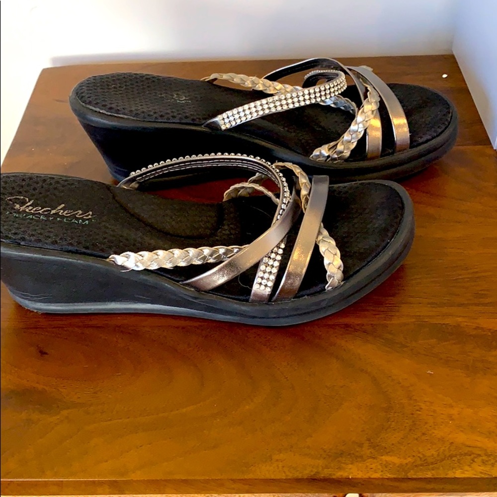 Sketchers strappy sandals Size 10